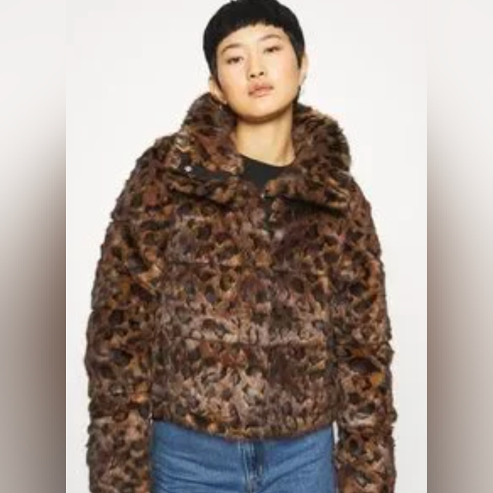 Faux Fur jacket Abercrombie